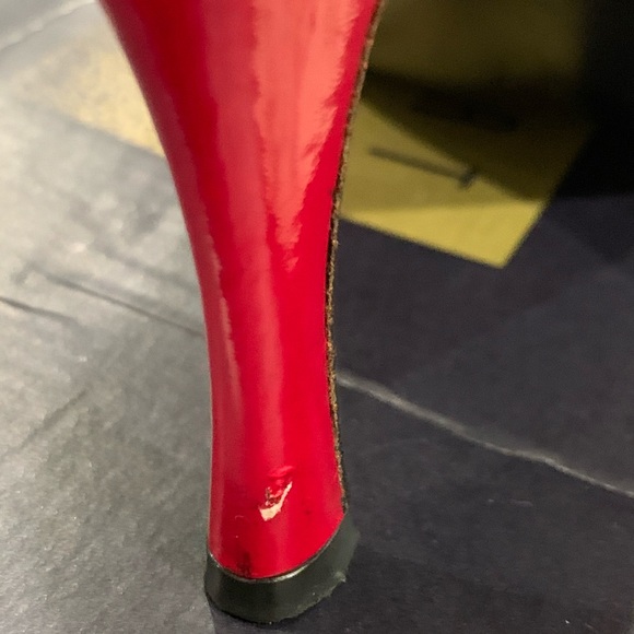 Vintage Stuart Weitzman Red Patent Stilettos Sz 9M - Picture 4 of 8